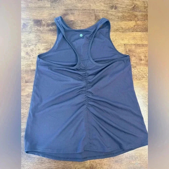 Apana women’s athletic tank size medium eggplant color - Picture 3 of 4